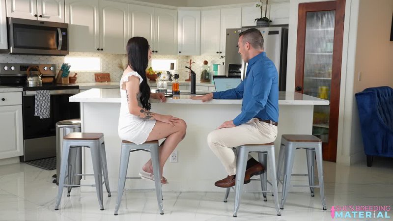 Scarlett Rosewood – ShesBreedingMaterial – I Need To Suck Your Stepsons Cock